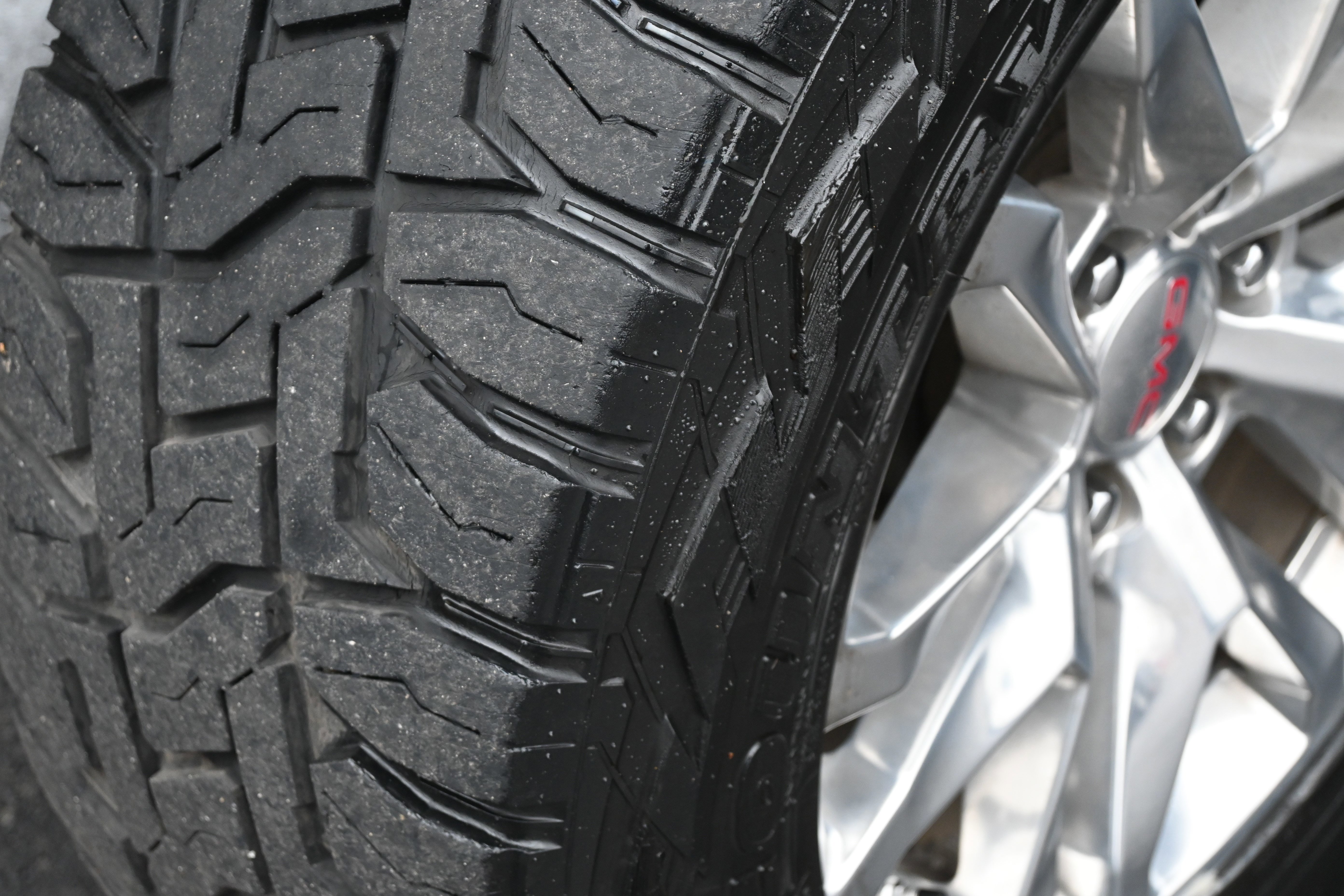 Used 2019 GMC Sierra 1500 SLT w/ SLT Premium Plus Package image 14