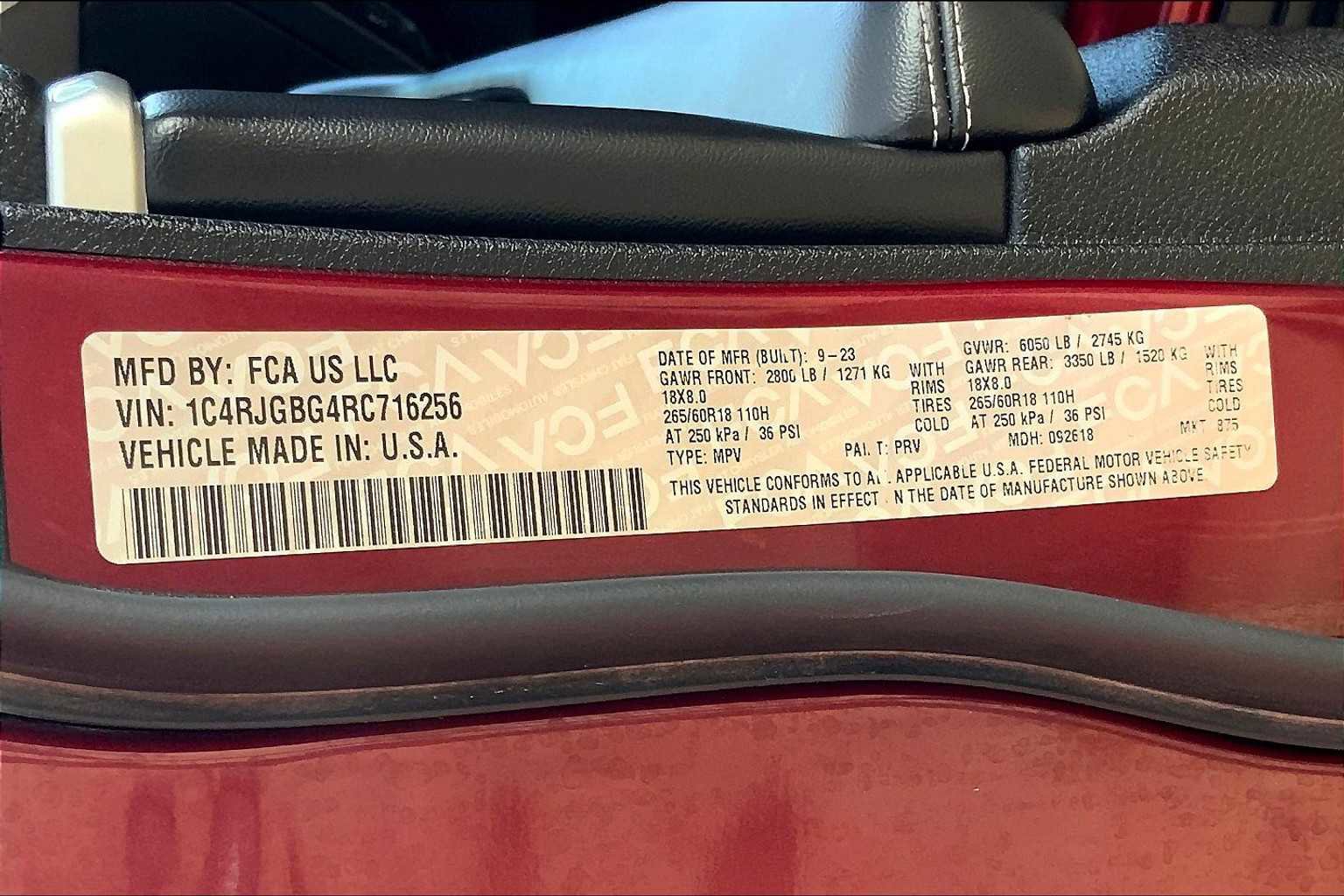 Used 2024 Jeep Grand Cherokee Limited image 34