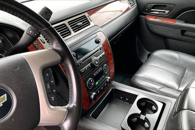 Used 2013 Chevrolet Tahoe LT AWD/4WD image 16