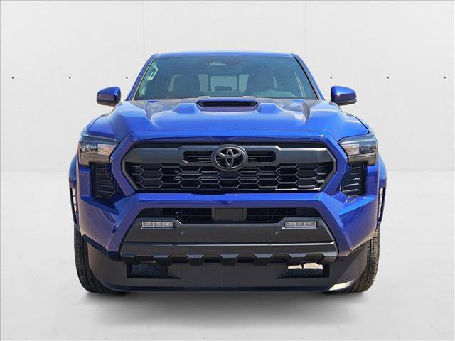 Used 2025 Toyota Tacoma TRD Sport image 2