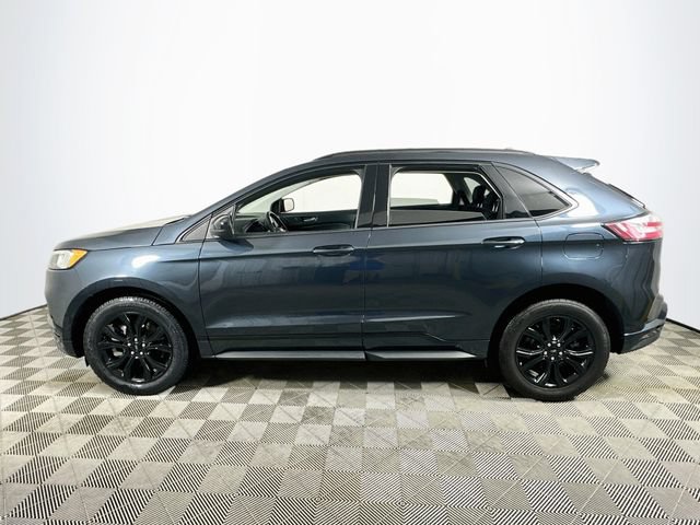Used 2024 Ford Edge SE w/ Black Appearance Package AWD/4WD image 6