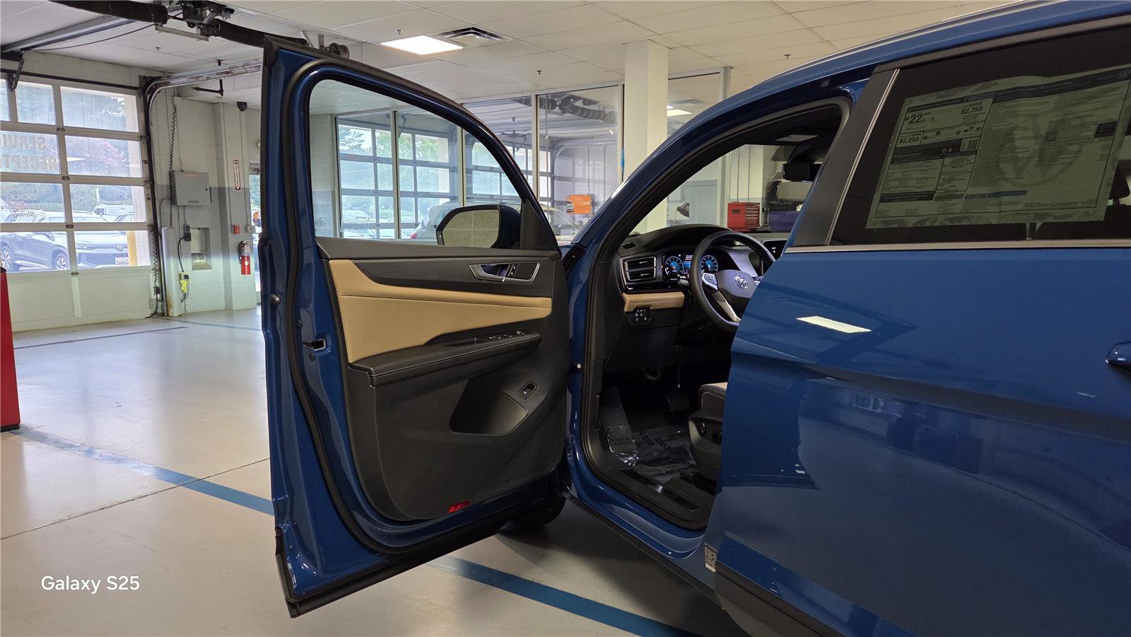New 2026 Volkswagen Atlas Cross Sport SE AWD/4WD image 11