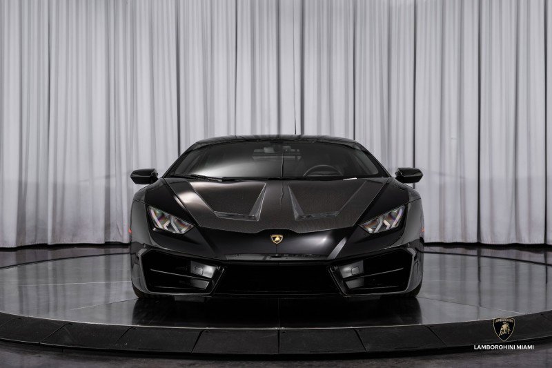 Used 2019 Lamborghini Huracan LP 580-2 image 3