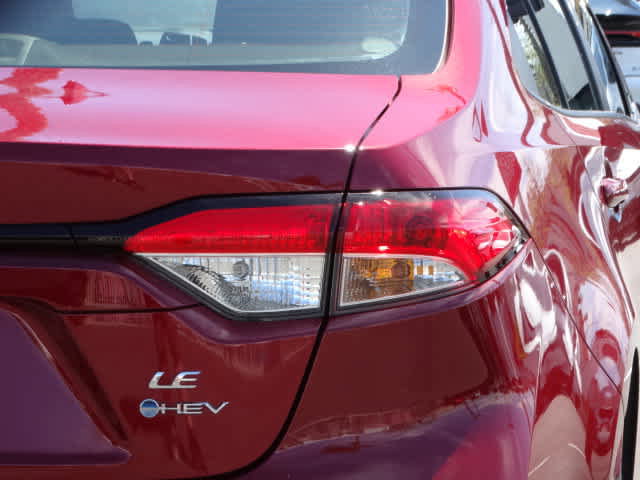 Used 2025 Toyota Corolla LE w/ LE Premium Package FWD image 13