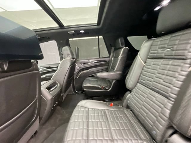 Used 2024 Cadillac Escalade V w/ LPO, ONYX Package AWD/4WD image 8