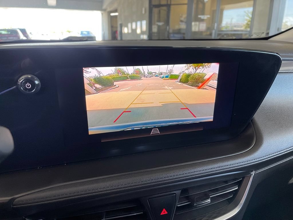 Used 2024 Buick Encore GX Preferred FWD image 15