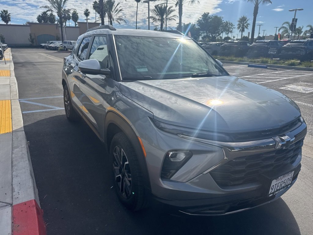 Used 2025 Chevrolet TrailBlazer ACTIV w/ Driver Confidence Package image 33