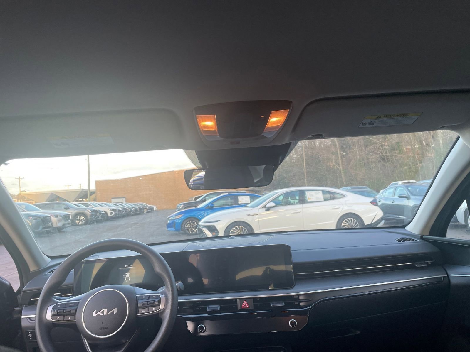 Used 2025 Kia K5 LXS image 32