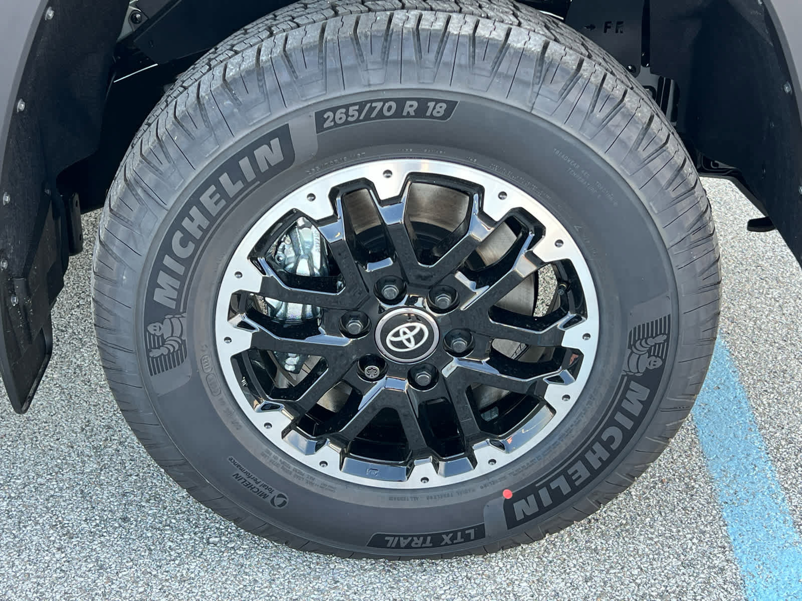 New 2026 Toyota Tundra SR5 w/ TRD Off-Road Package AWD/4WD image 5