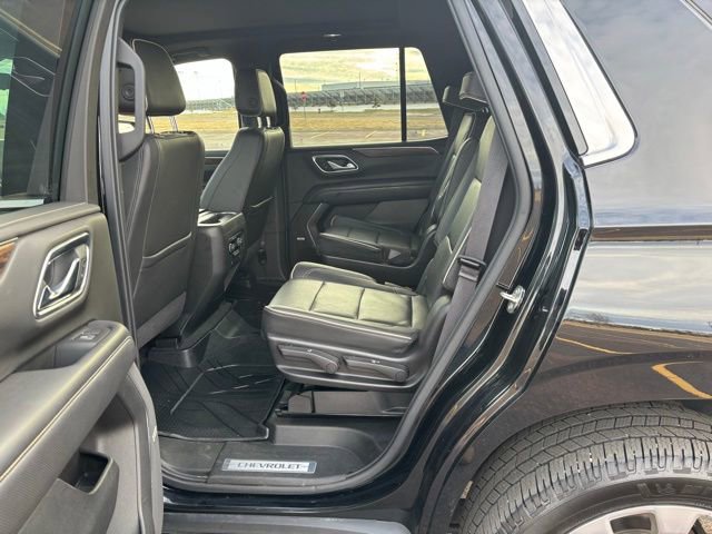 Used 2021 Chevrolet Tahoe Premier w/ Premium Package image 41