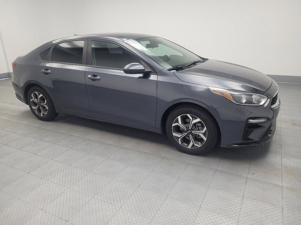 Used 2019 Kia Forte LXS FWD image 11