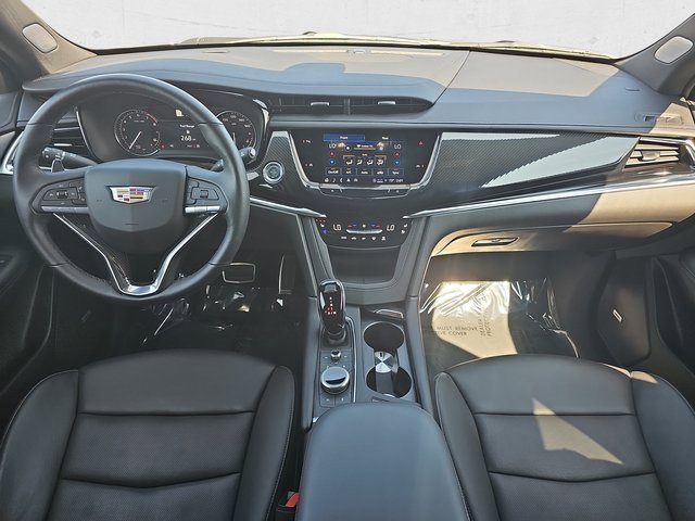 Used 2025 Cadillac XT6 Sport w/ LPO, Floor Liner Package image 9