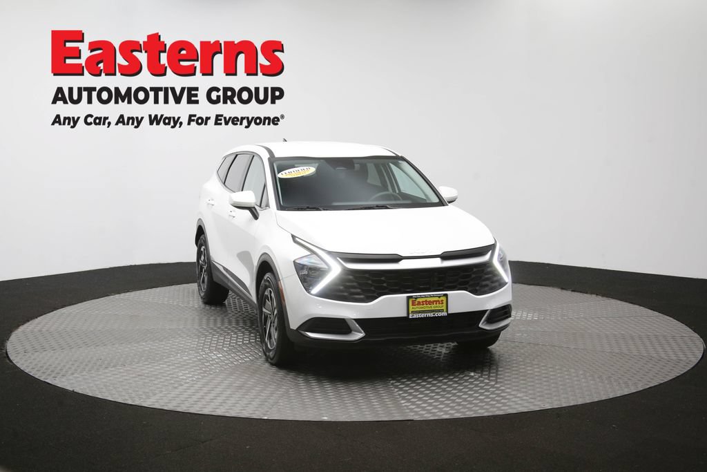 Used 2023 Kia Sportage LX AWD/4WD image 50