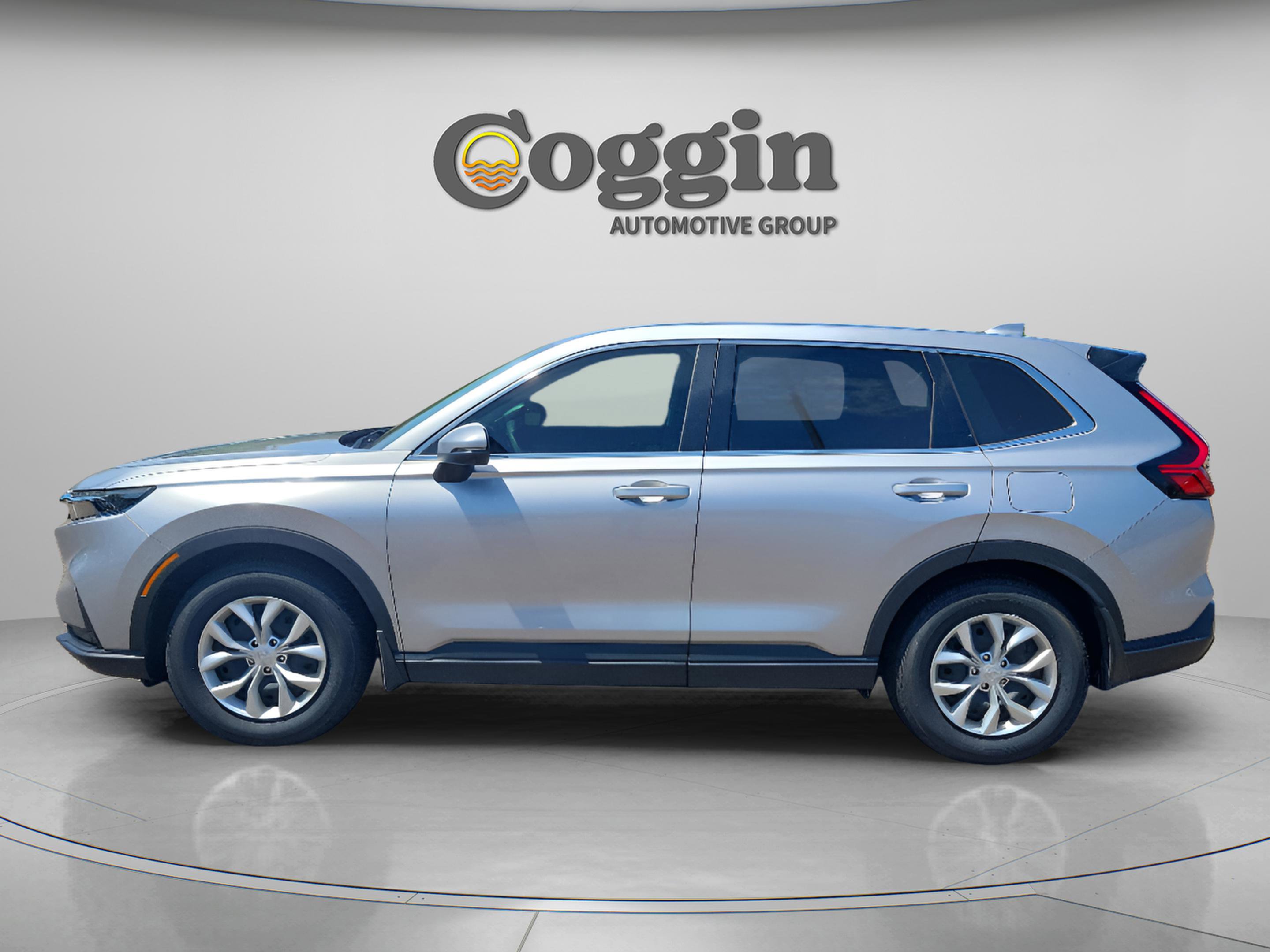 Certified 2023 Honda CR-V LX image 2