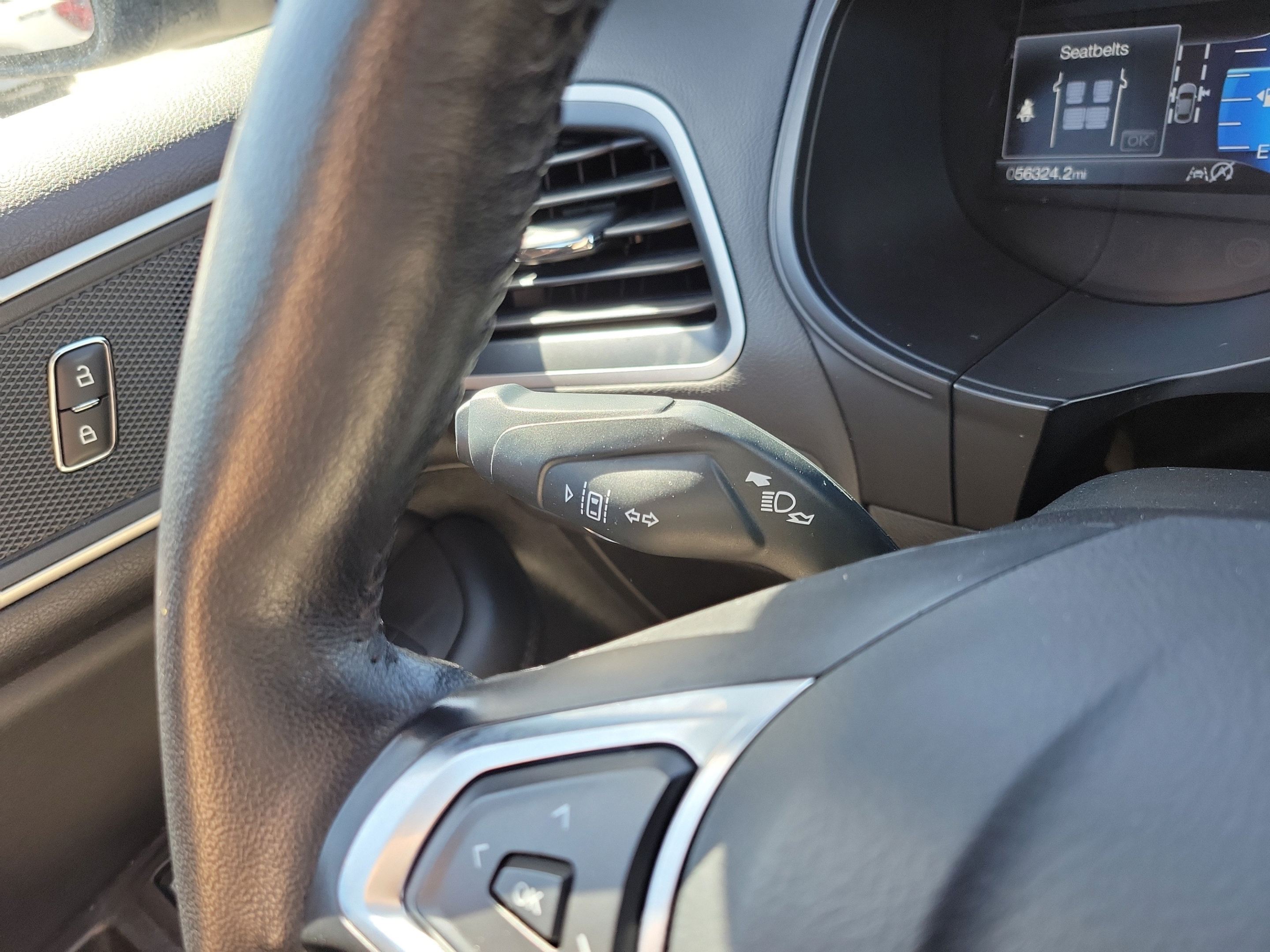 Used 2024 Ford Edge SEL AWD/4WD image 24