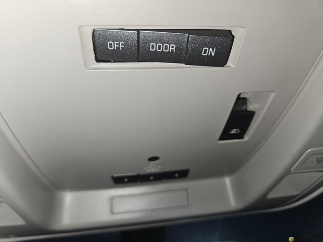 Used 2015 GMC Sierra 2500 SLE image 16