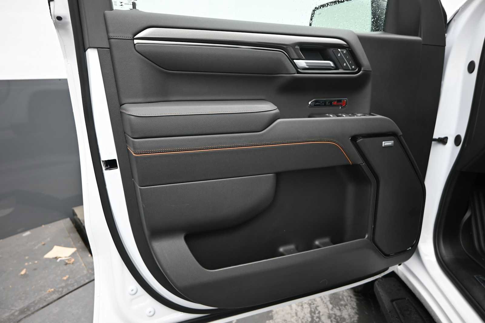 New 2026 GMC Sierra 1500 AT4 w/ AT4 Premium Package AWD/4WD image 12