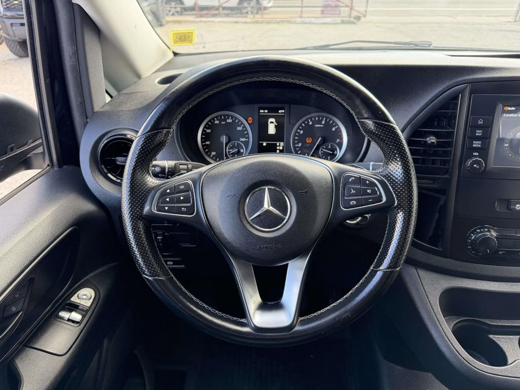 Used 2021 Mercedes-Benz Metris image 18