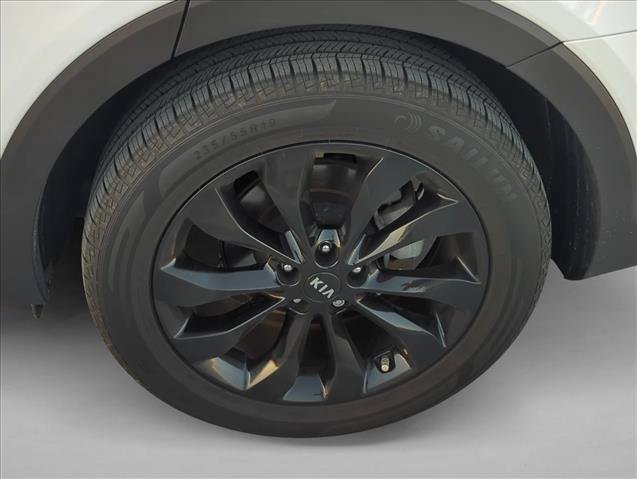 Used 2020 Kia Sorento S FWD image 7