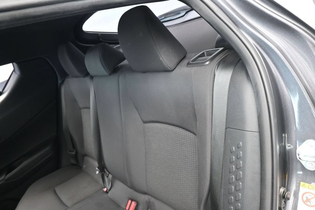 Used 2019 Toyota C-HR XLE FWD image 26
