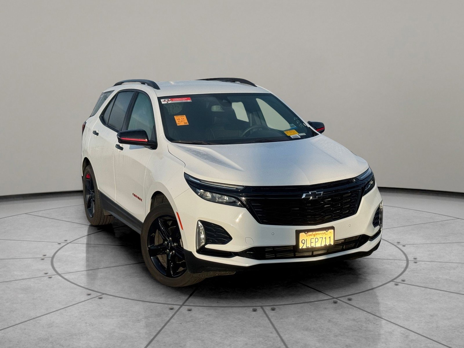 Used 2024 Chevrolet Equinox Premier w/ Redline Edition image 1