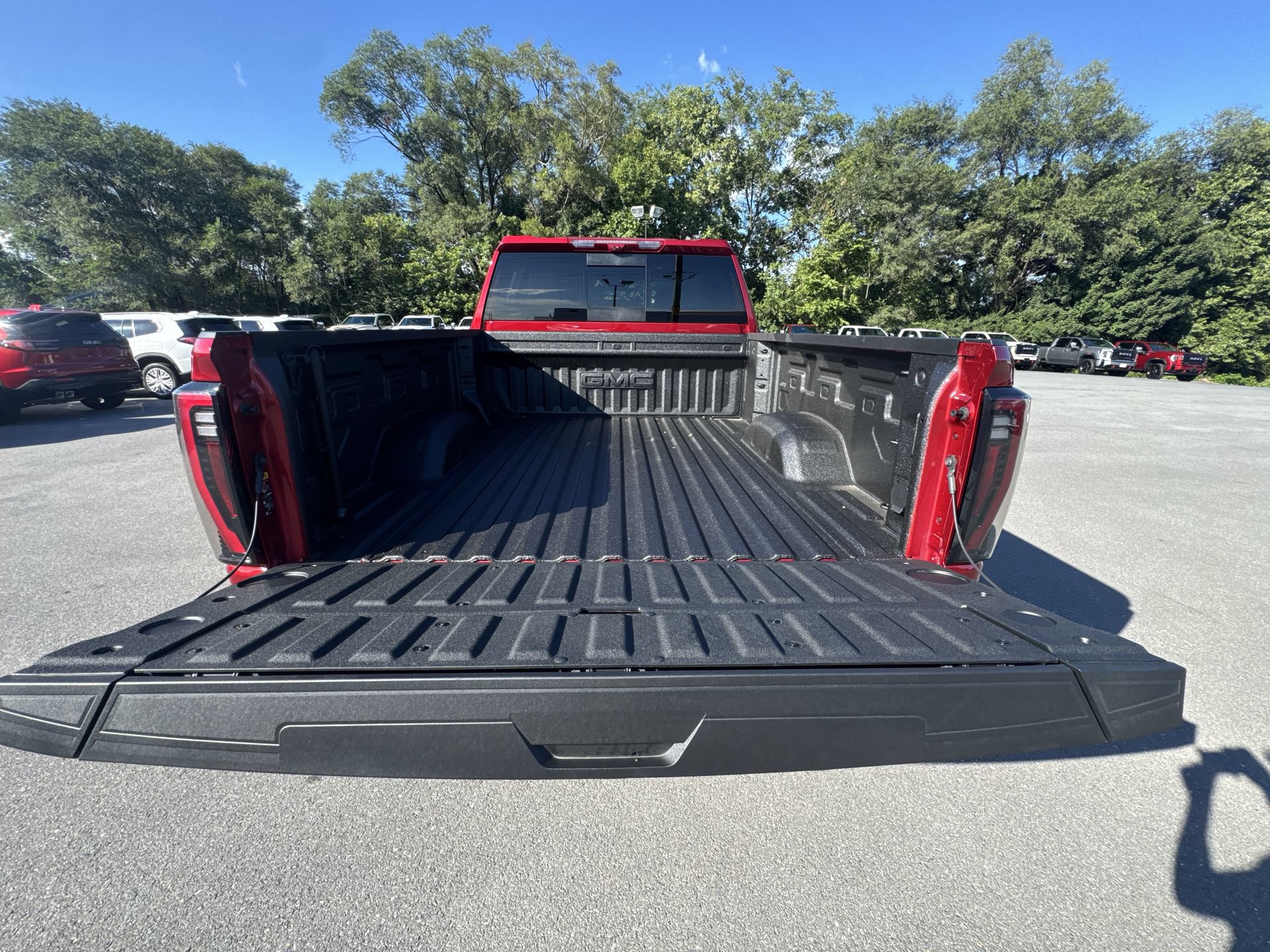 New 2026 GMC Sierra 2500 AT4 w/ AT4 Premium Plus Package AWD/4WD image 21