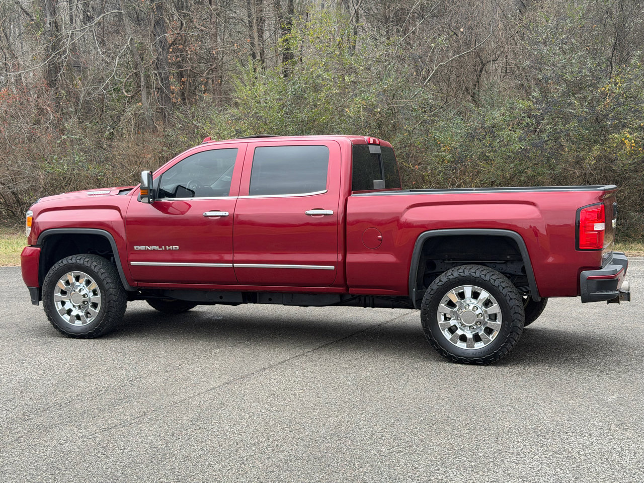 Used 2018 GMC Sierra 2500 Denali image 6
