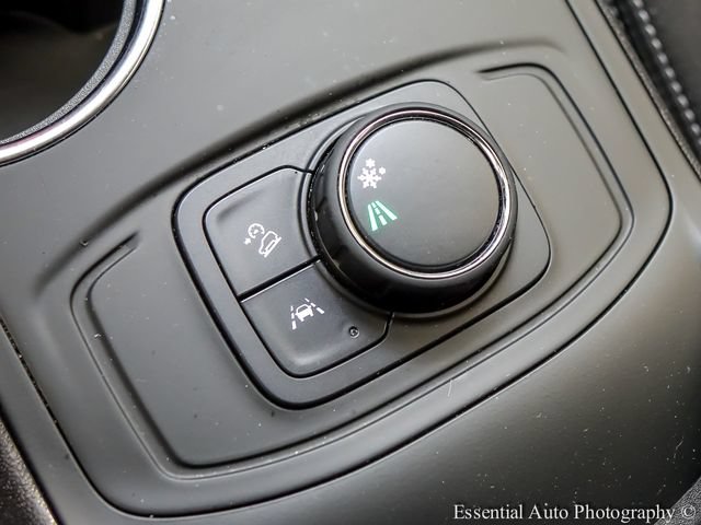 Used 2024 GMC Terrain SLE FWD image 18