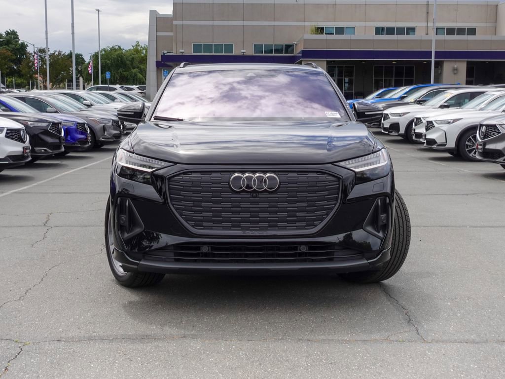 Used 2024 Audi Q4 e-tron Prestige w/ Black Optic Package AWD/4WD image 2