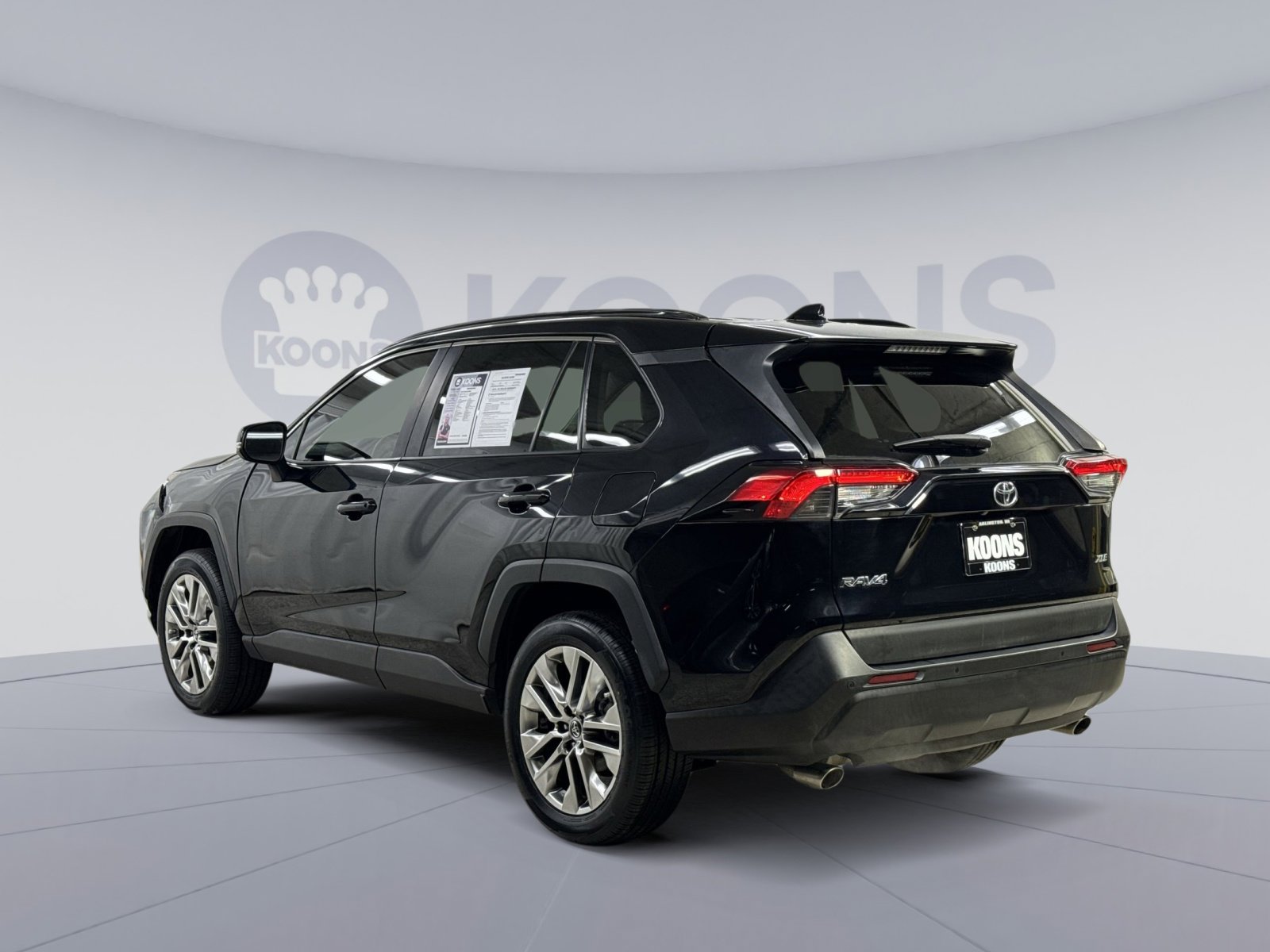 Used 2019 Toyota RAV4 XLE Premium w/ Advanced Technology Package image 8