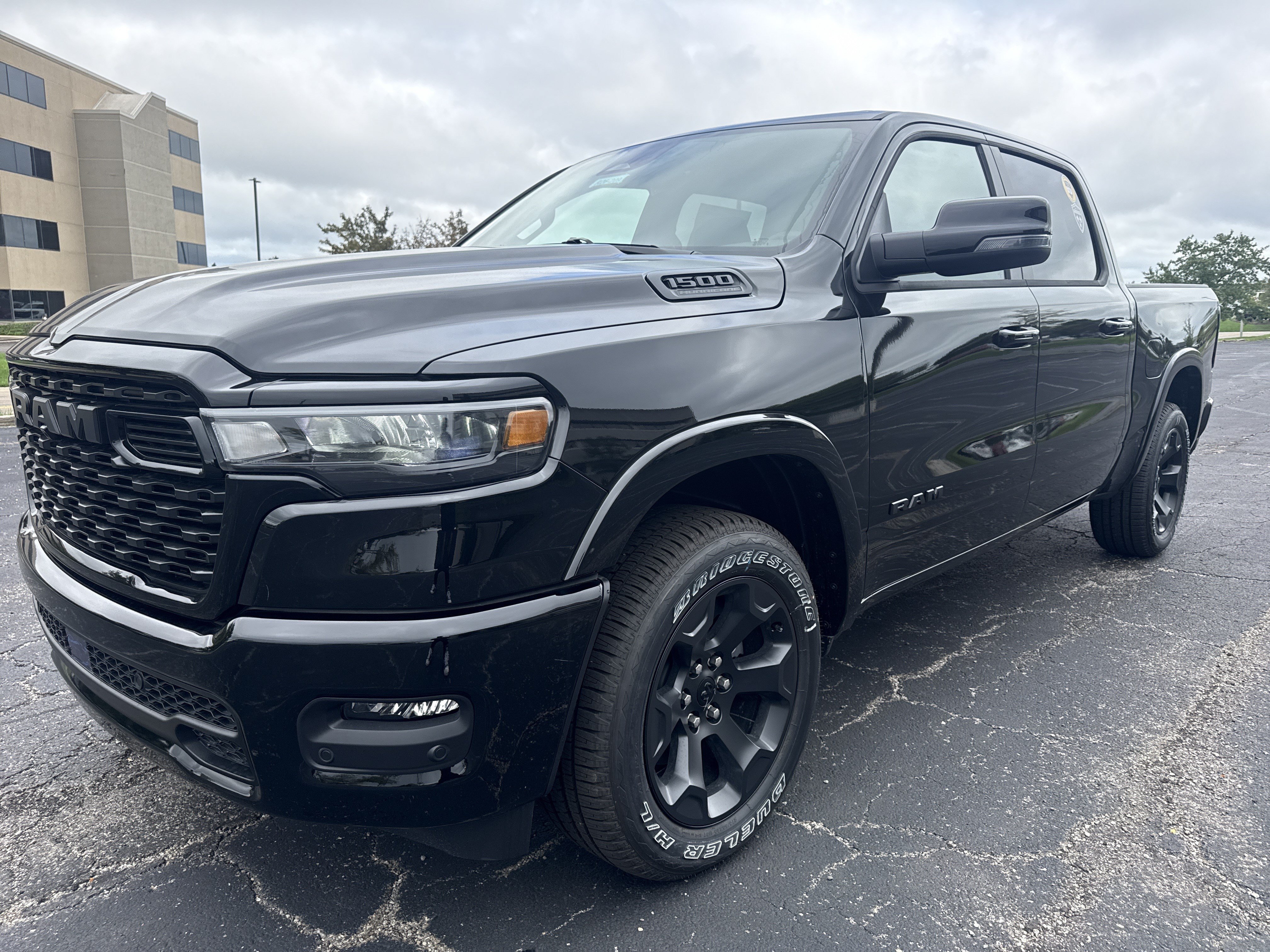 New 2026 RAM 1500 Big Horn AWD/4WD image 4