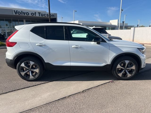 New 2026 Volvo XC40 B5 Plus w/ Protection Package Premier AWD/4WD image 2