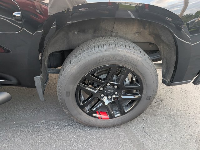 Used 2025 Chevrolet Silverado 1500 RST w/ Redline Edition AWD/4WD image 24
