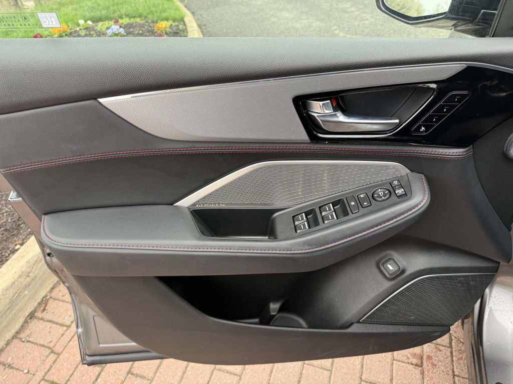 Certified 2024 Acura MDX A-Spec AWD/4WD image 9