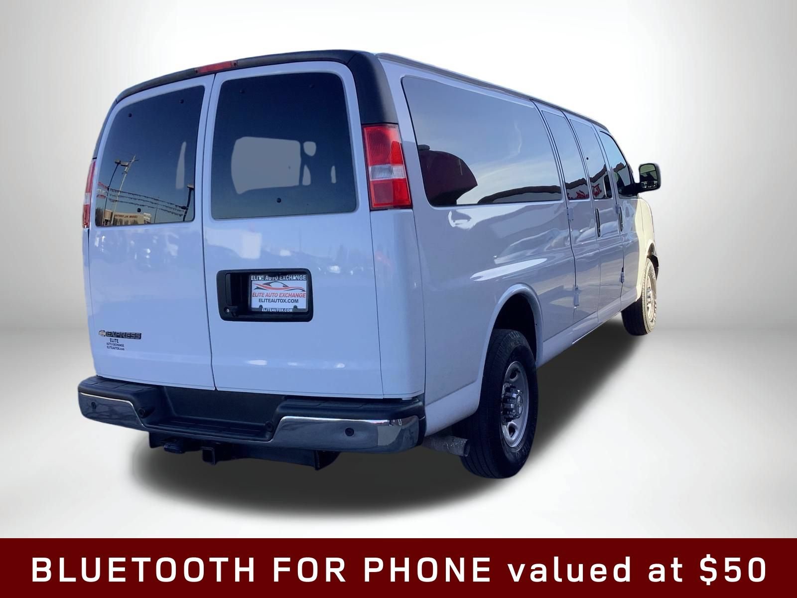 Used 2021 Chevrolet Express 3500 LT w/ LT Preferred Equipment Group RWD image 9