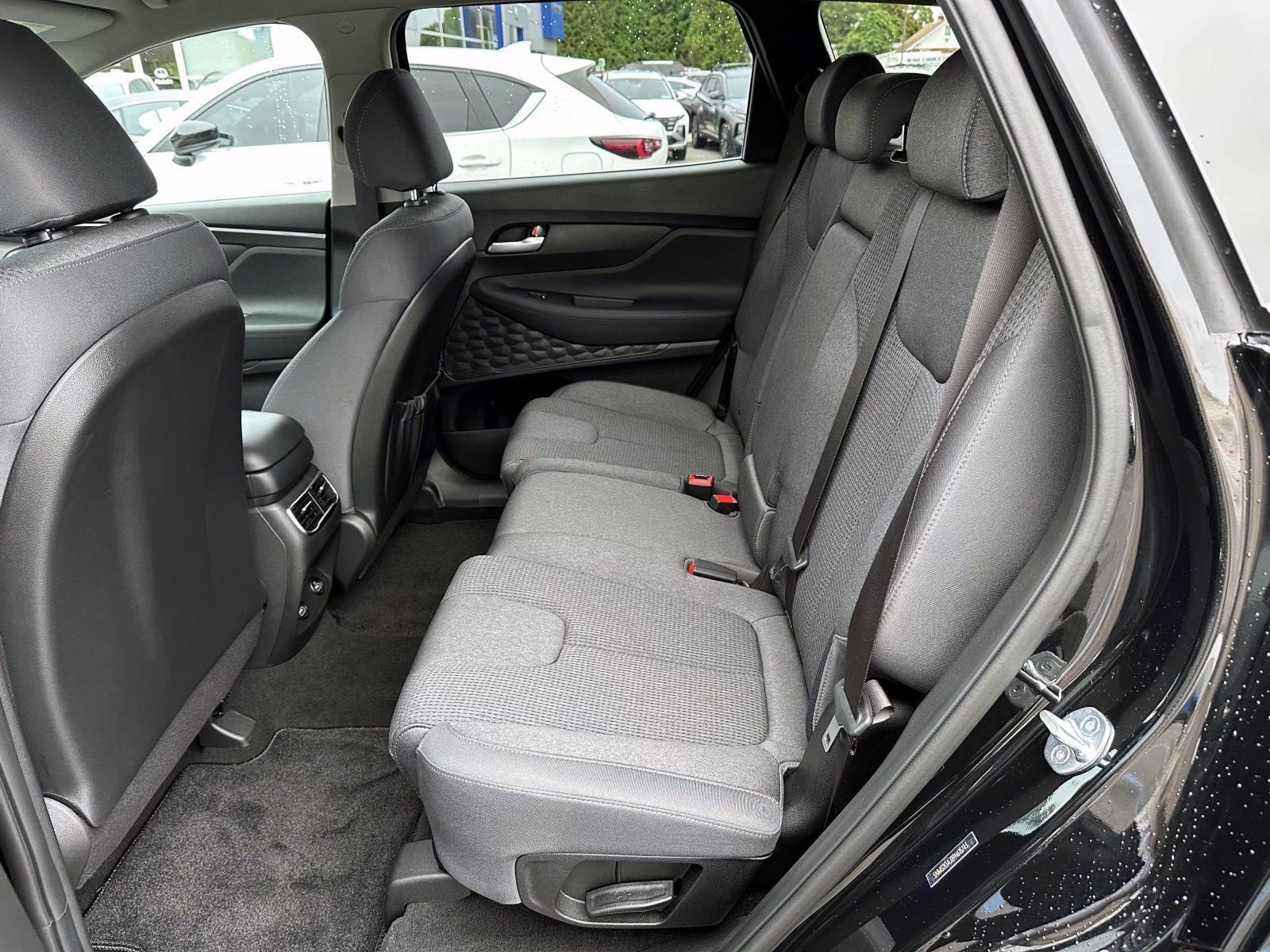 Used 2023 Hyundai Santa Fe SEL AWD/4WD image 12