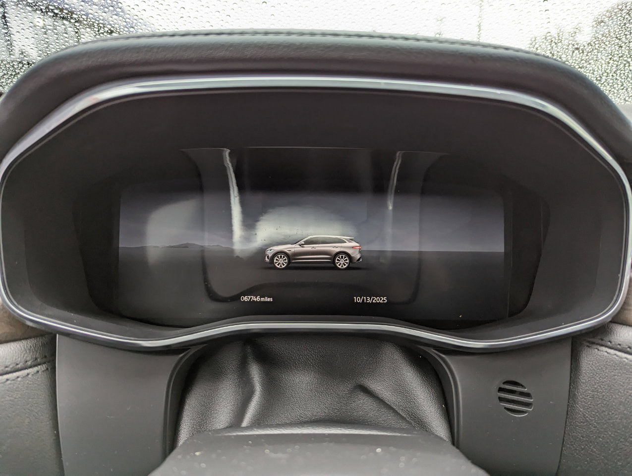 Used 2023 Jaguar F-PACE S image 18