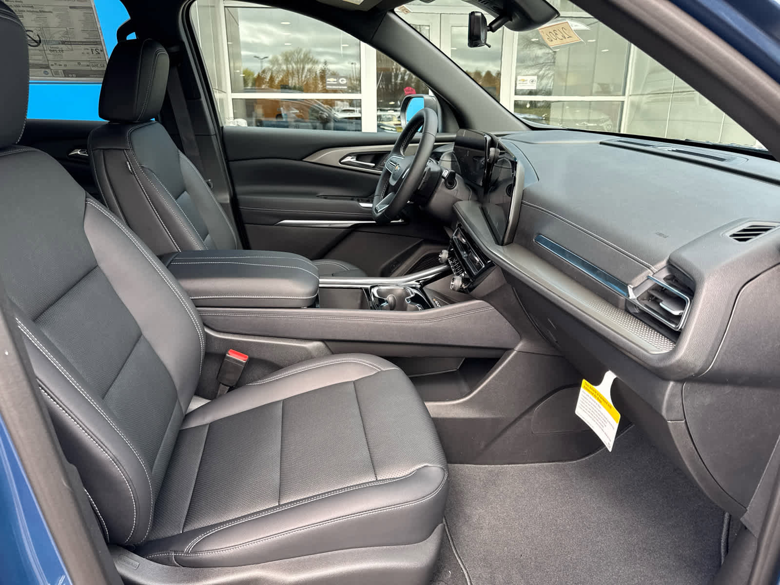 New 2026 Chevrolet Traverse LT AWD/4WD image 4