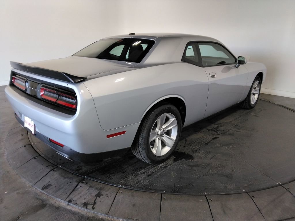 Used 2023 Dodge Challenger SXT image 5