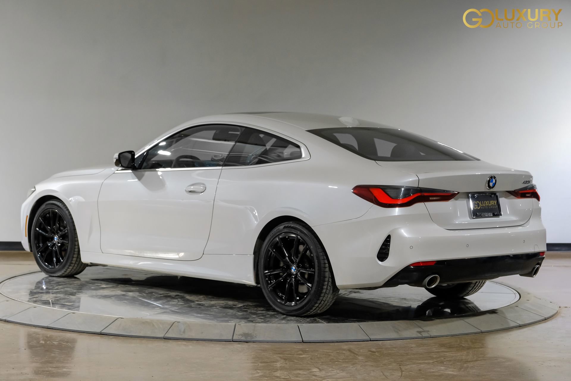 Used 2025 BMW 430i Coupe w/ Premium Package RWD image 12