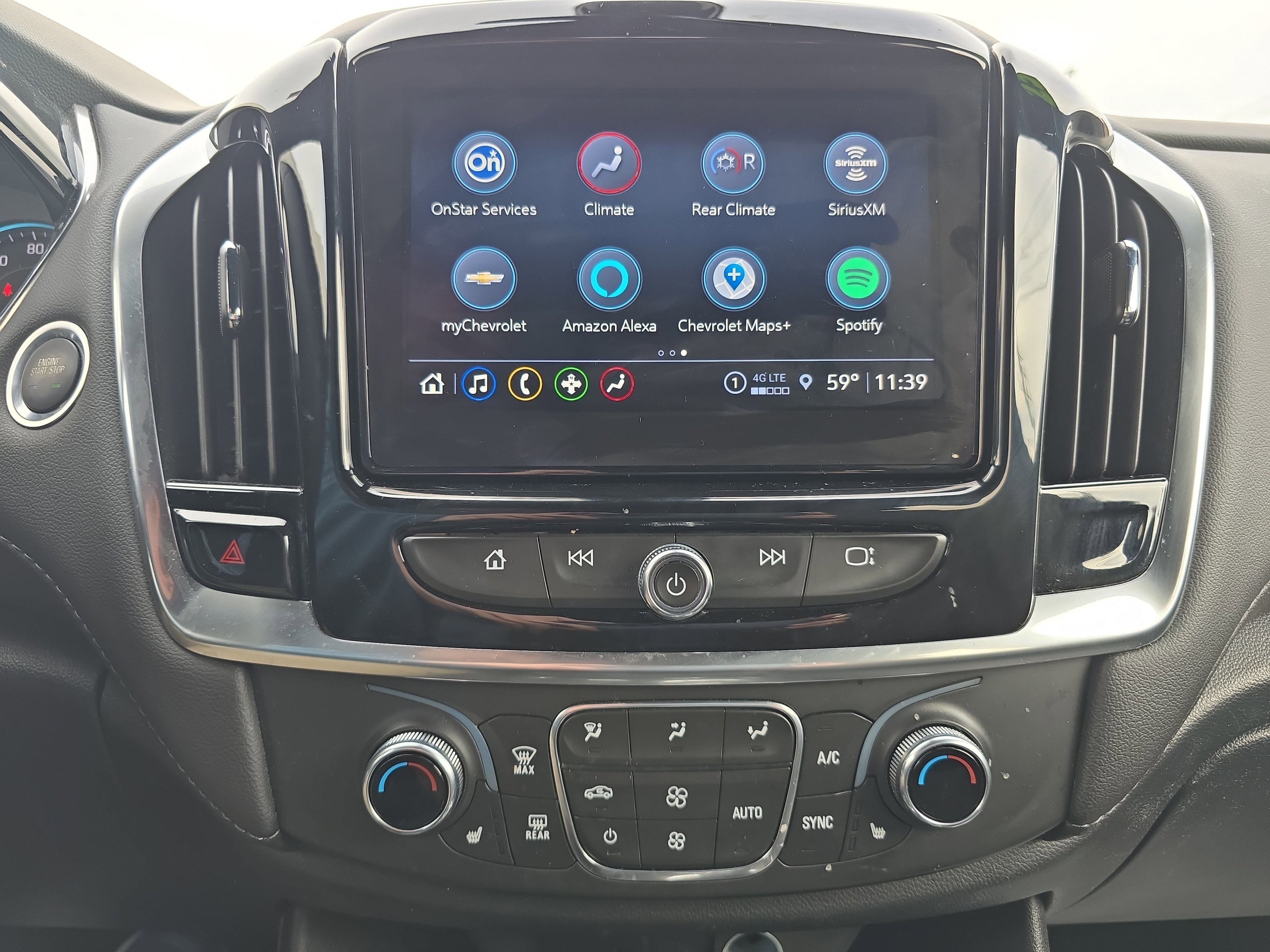 Used 2023 Chevrolet Traverse LT image 28