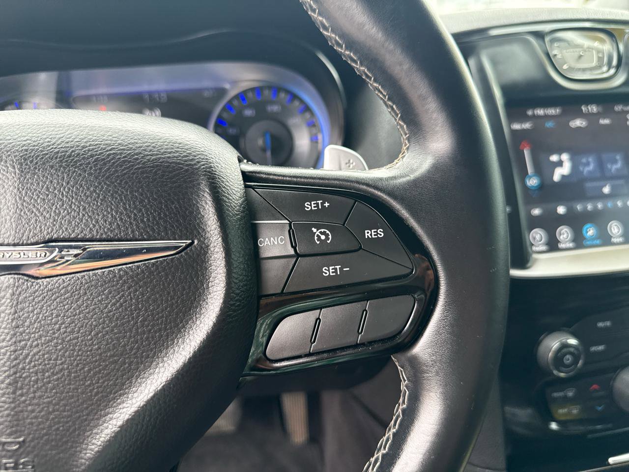 Used 2017 Chrysler 300 S AWD/4WD image 17