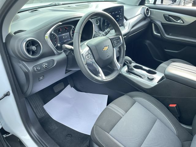 Used 2025 Chevrolet Blazer LT FWD image 10