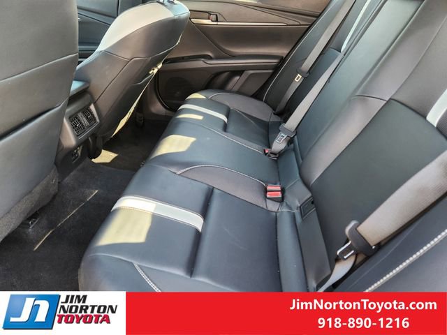 Used 2025 Toyota Camry SE image 31