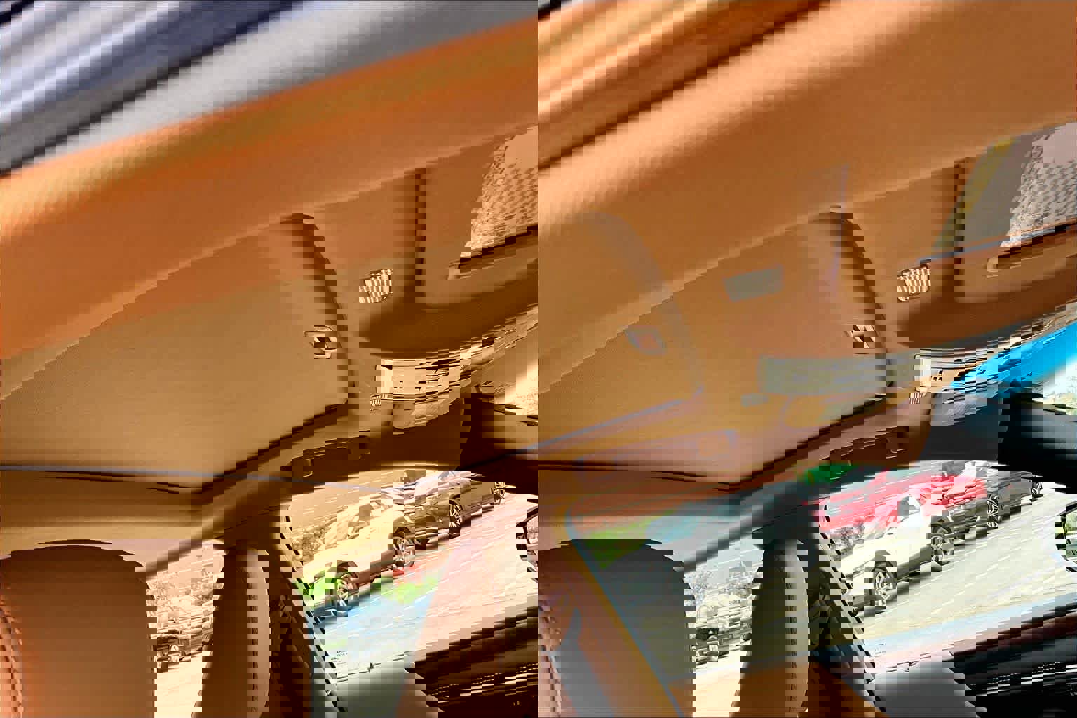 Certified 2025 Lexus ES 300h w/ Premium Package image 14