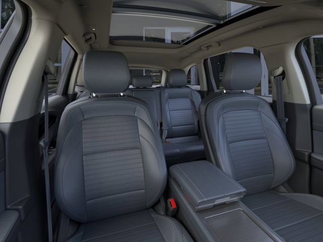 New 2025 Lincoln Nautilus Reserve AWD/4WD image 10