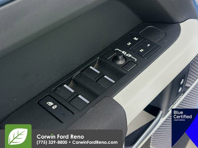 Used 2023 Land Rover Defender 110 SE image 19