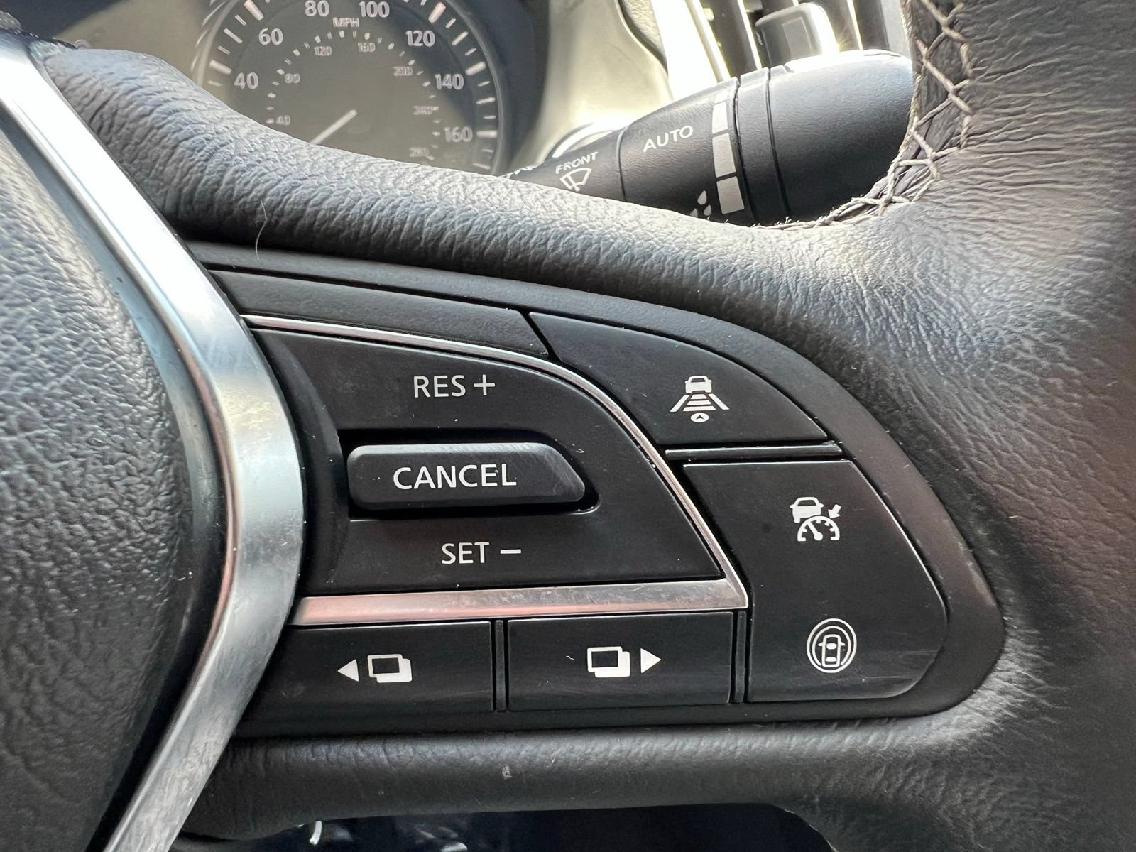 Used 2022 INFINITI Q50 Luxe w/ Cargo Package AWD/4WD image 32