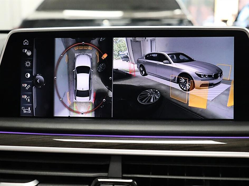 Used 2017 BMW 740i RWD image 33