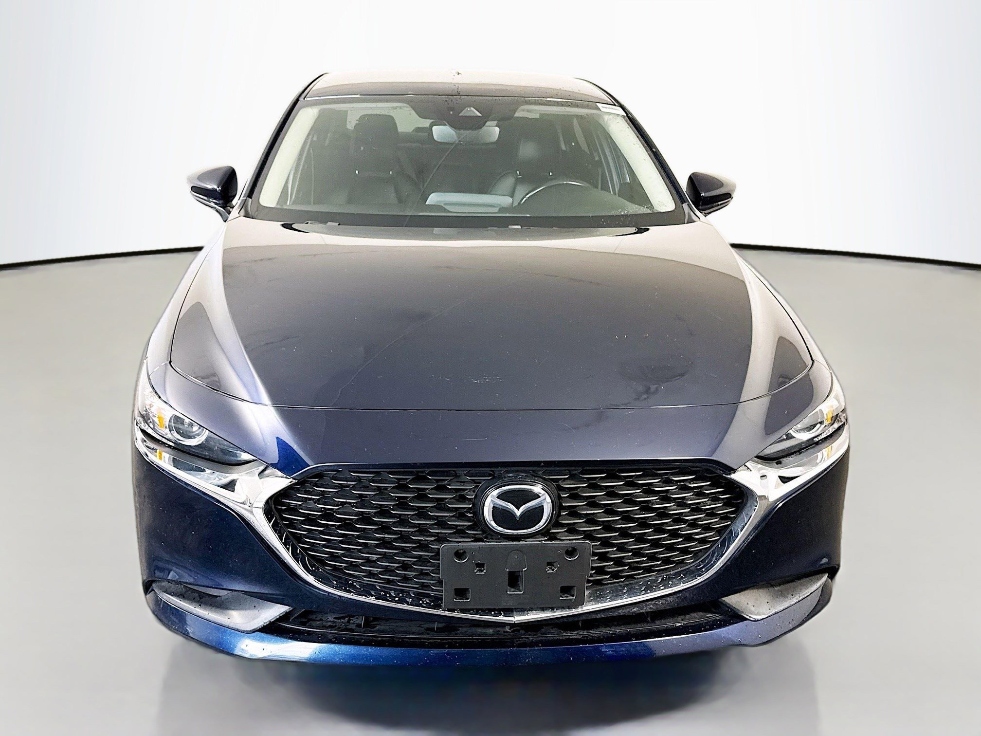 Used 2020 MAZDA MAZDA3 Sedan w/ Select Package image 2